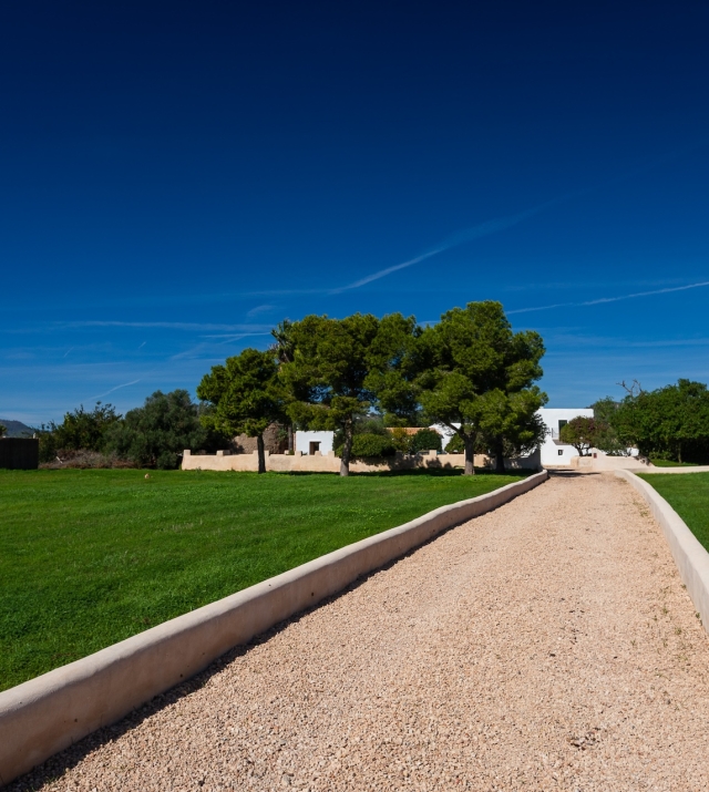 Resa Estates finca sale koop ibiza Jorge entrance exterior.jpg